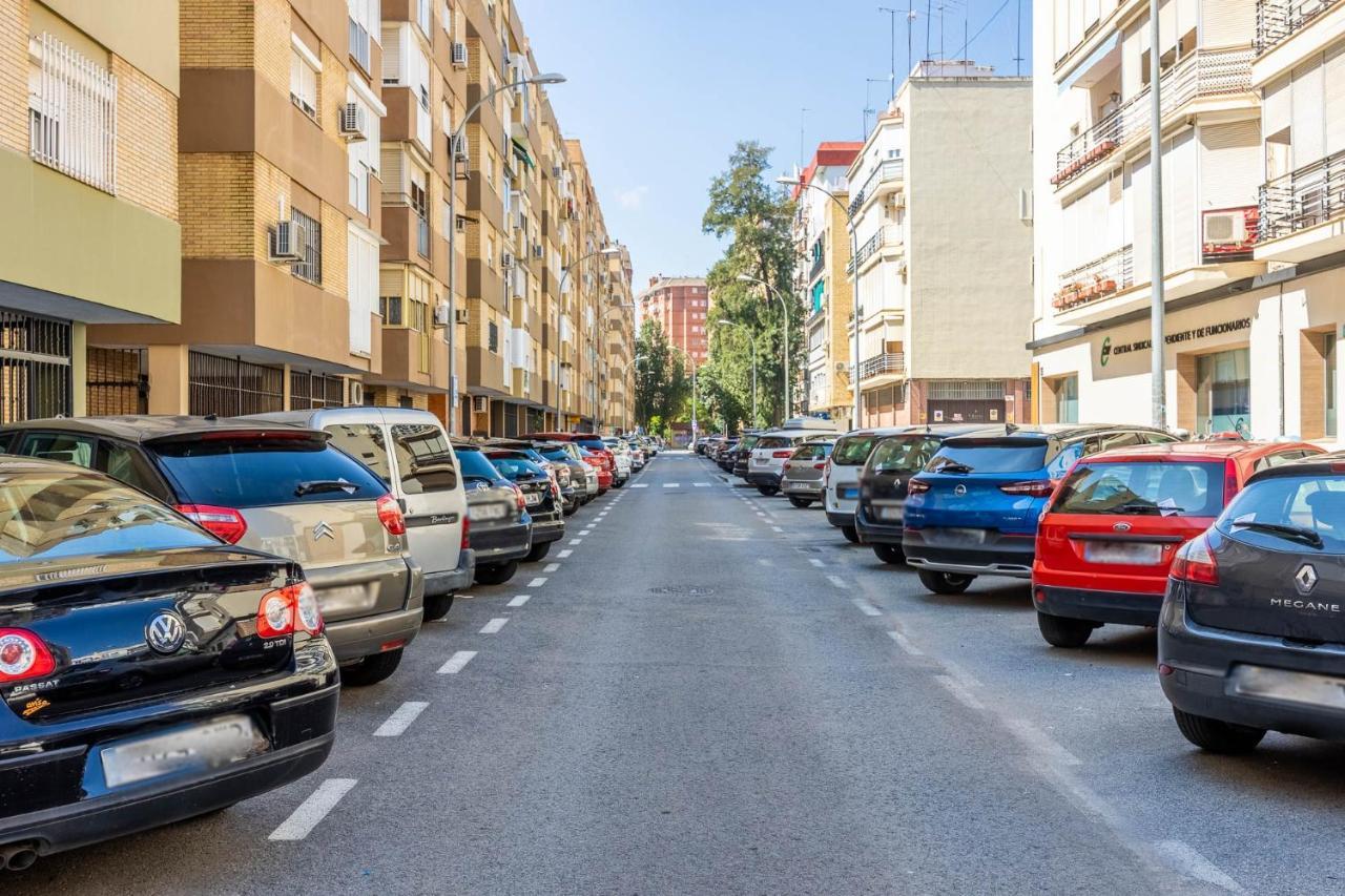 Apartamento Isbilya Sewilla Zewnętrze zdjęcie