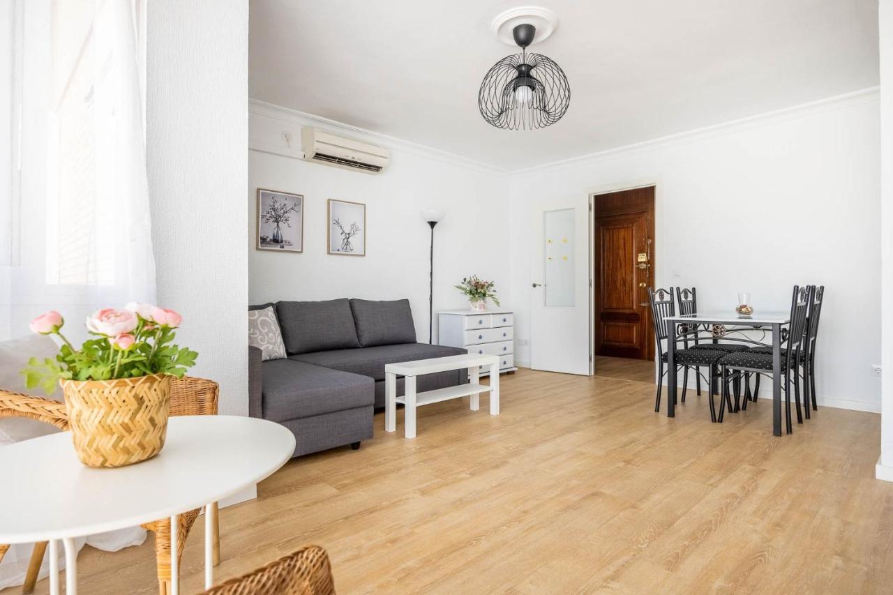 Apartamento Isbilya Sewilla Zewnętrze zdjęcie